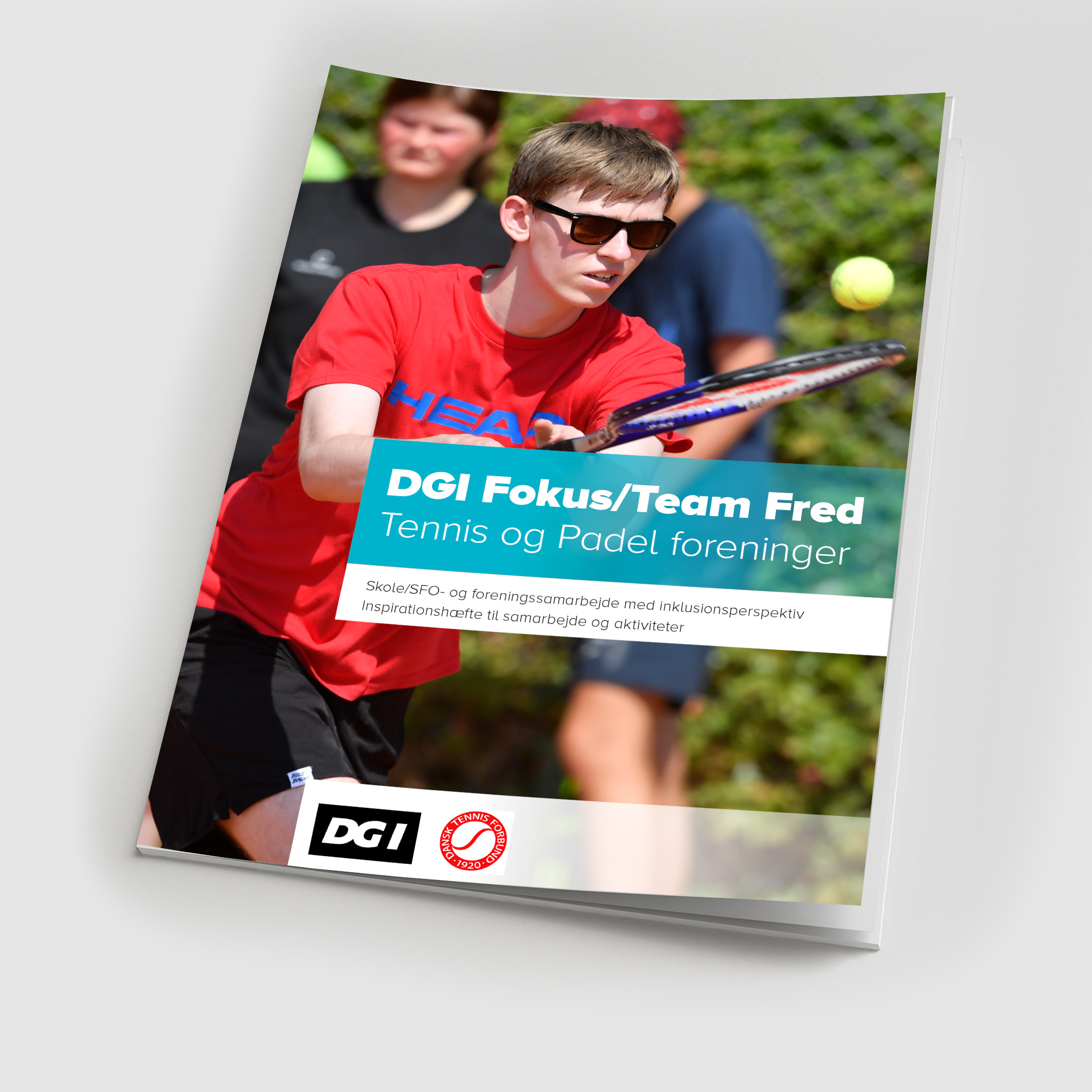 99179 Team Fred Fokushæfte Tennis og Padel.jpg